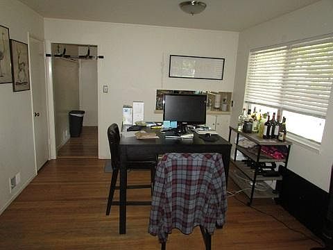 4th image of 1602 Lark Ave