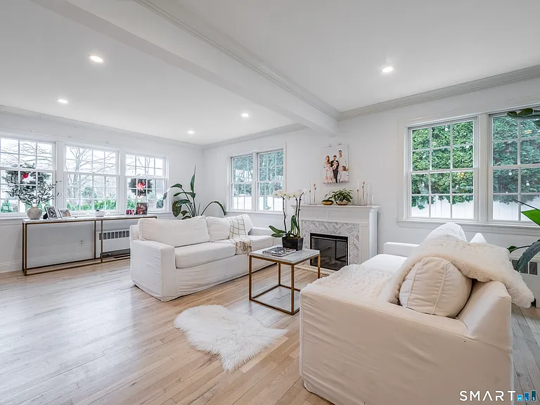 28 Oak St — Photo 22