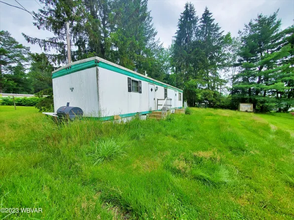 24 Main St, Blossburg, PA 16912