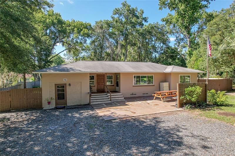 5762 SE Agnew Rd, Belleview, FL 34420 MLS OM642306 Zillow