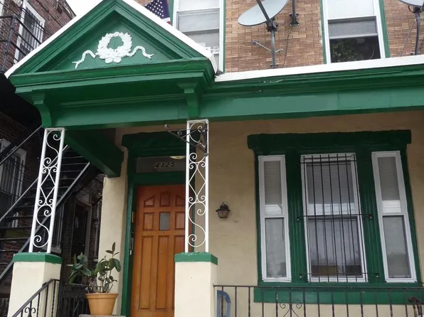 4325 Sansom St, Philadelphia, PA 19104