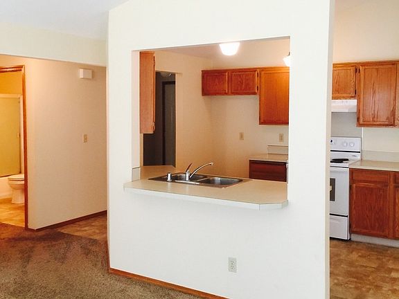 4th image of 2707 NE 146th Ct