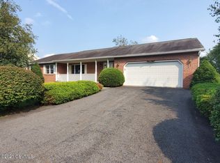 208 Alana Ln, Lewisburg, PA 17837