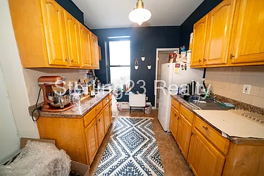 14-52 28th Avenue, #2R