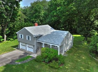 4 Ridge Dr S, Old Saybrook, CT 06475
