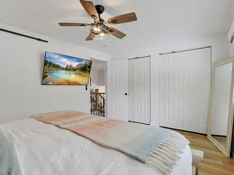 548 Theori Ave — Photo 27