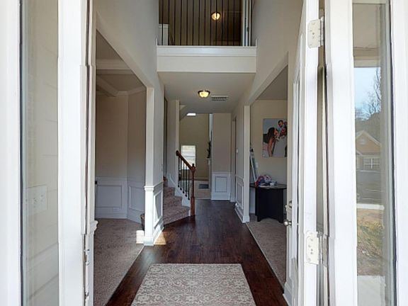 Main Hallway/Front Entrance