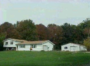 575 Reeder Rd, Blanchester, OH 45107