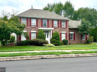 4032 N Mallard Ln, Doylestown, PA 18902