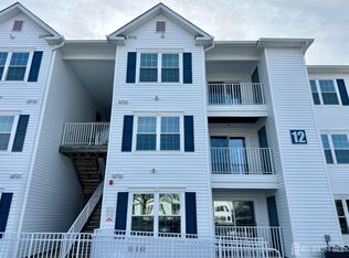 1218 Waterford Dr, Edison, NJ