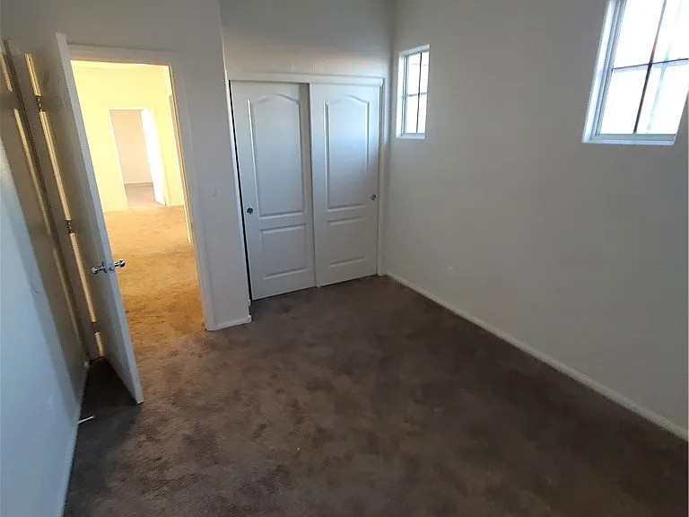 731 Emerald Idol Pl — Photo 48