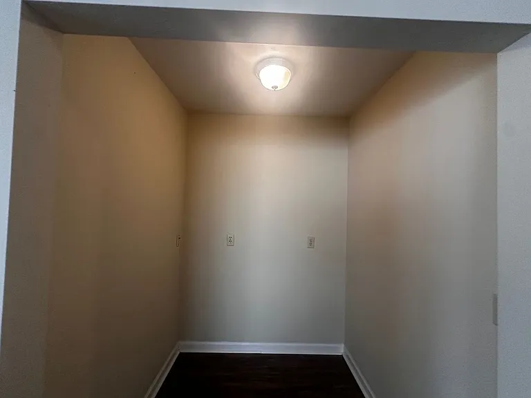 7206 Jaffrey Ct — Photo 5