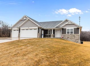 1763 Swiss Alps Ct, Greenleaf, WI 54126