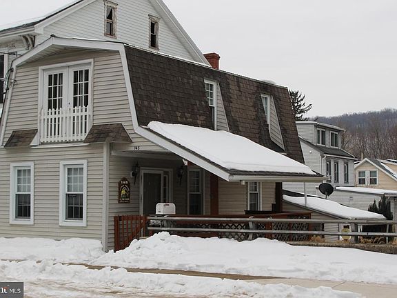 2nd image of 145 E Market St