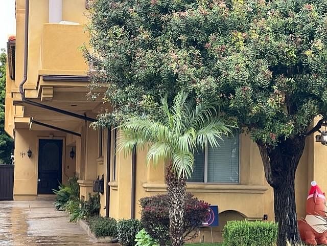 1st image of 320 N Francisca Ave #B