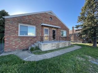 8741 Mackenzie Rd, Saint Louis, MO 63123