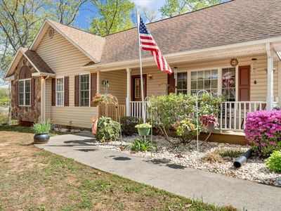 4714 Stewartsville Rd, Moneta, VA, 24121