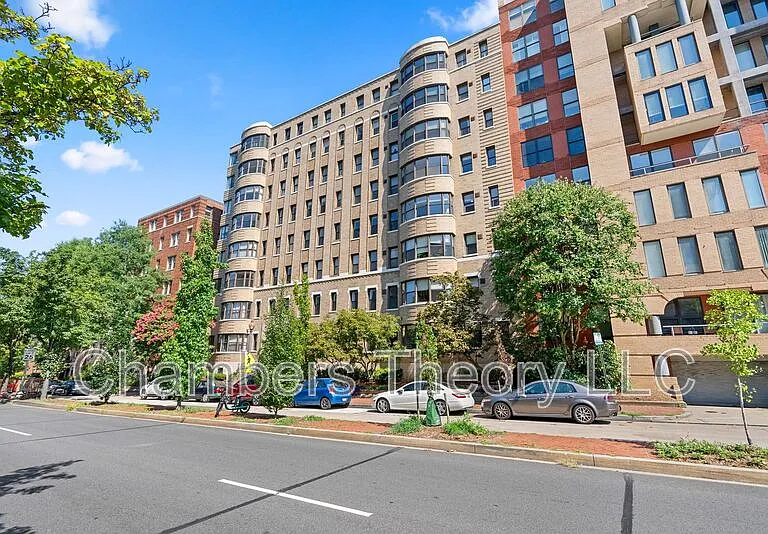 2515 K St NW #403 — Photo 28