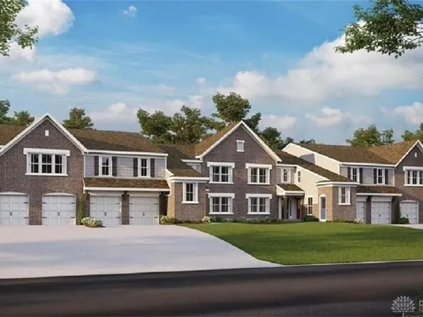 2749 Golden Leaf Dr #18-305, Beavercreek, OH 45431