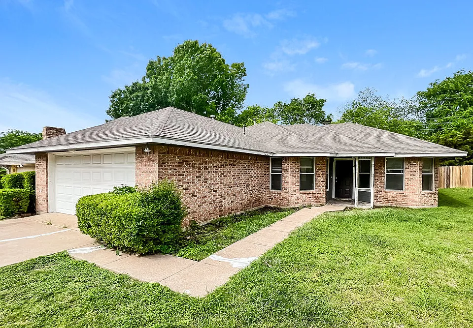 1311 Mallard Dr