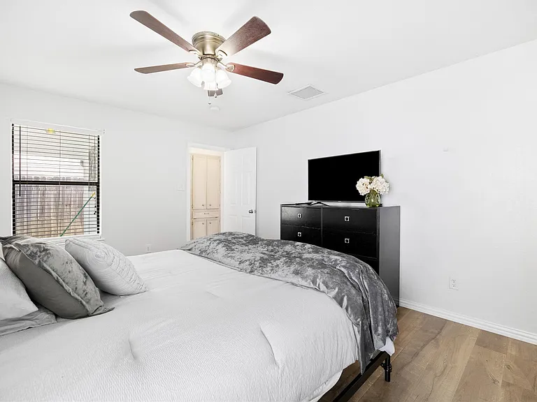 2209 Stirrup Dr — Photo 15