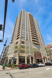 200 N Jefferson St APT 905, Chicago, IL, 60661
