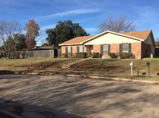 10201 Catalpa Rd, Dallas, TX 75243