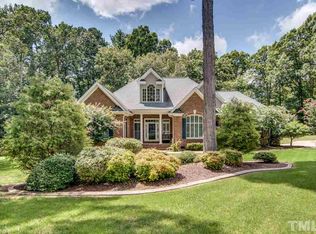 11 Burgess Ct, Hillsborough, NC 27278