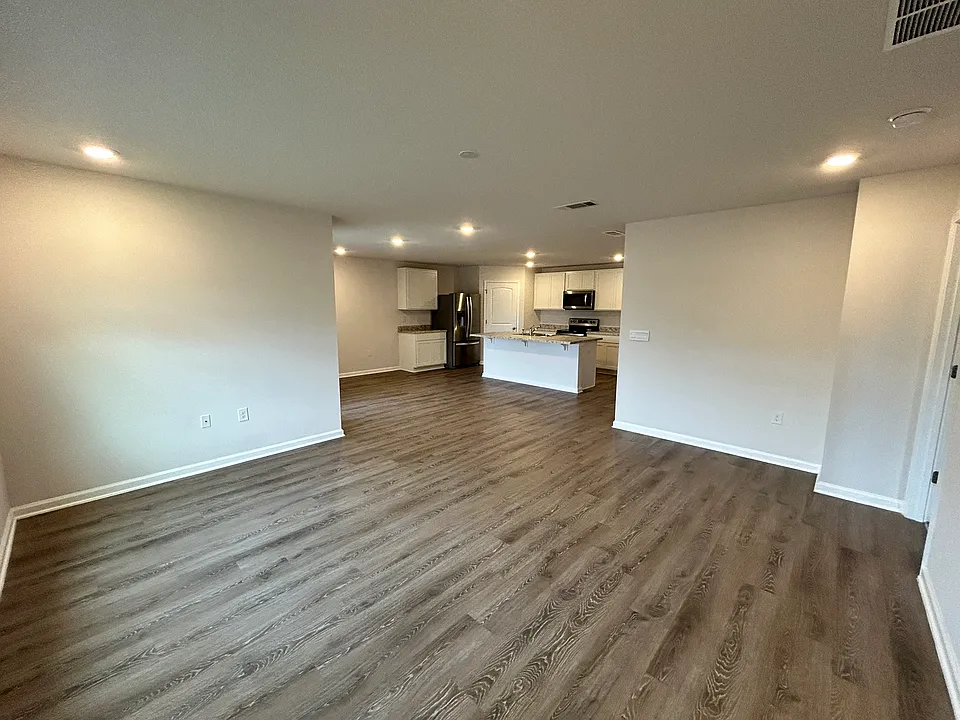3293 Chapplewood Dr