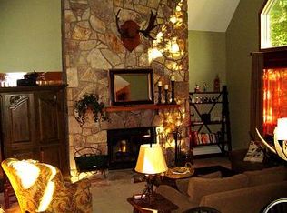 8 Seasons Dr #D32, West Dover, VT 05356