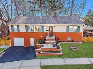 7 Van Ness Ct #1, Maplewood, NJ 07040