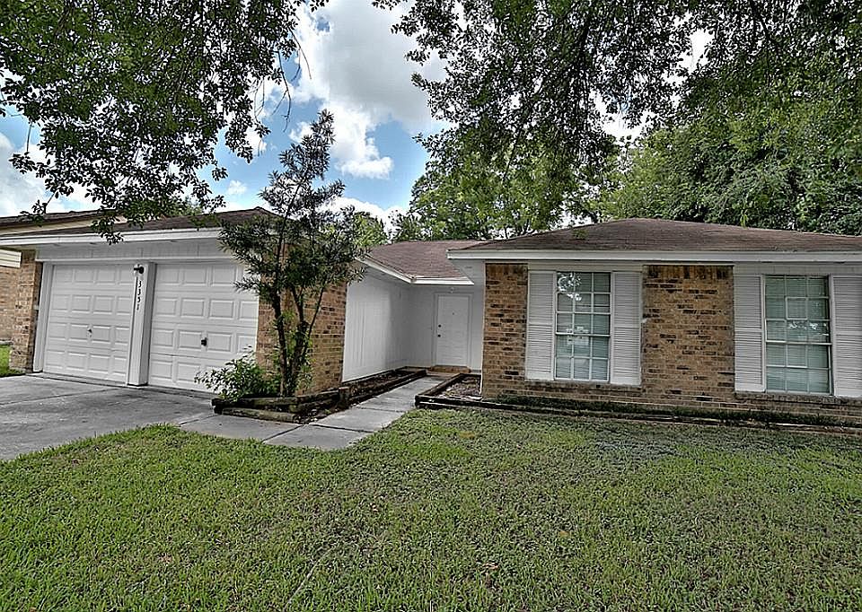 1st image of 3351 Edgecreek Dr