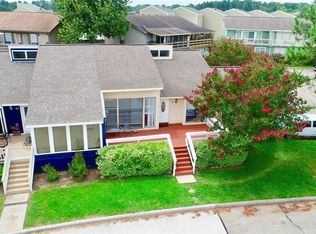 32 April Point Dr N, Montgomery, TX 77356