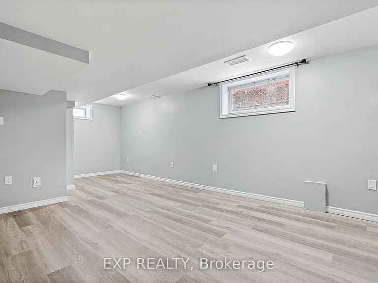 92 Margery Ave — Photo 11