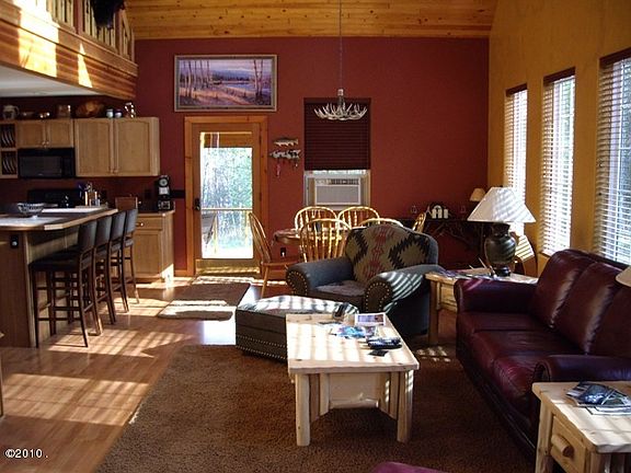 5th image of 640 Sloan Ln
