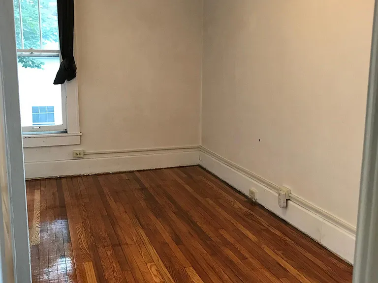 329 Maple Ave — Photo 8