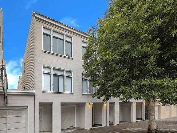 Front view exterior of the apartment building at 15 Alhambra St, San Francisco, CA 94123, USA