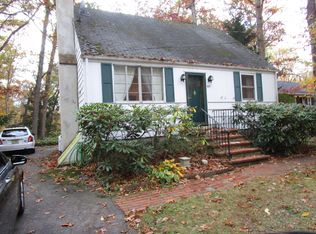 87 N Shore Rd, Andover, NJ 07821