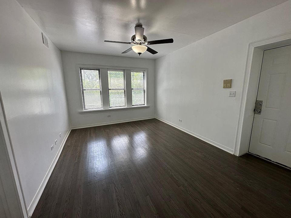 1st image of 1914 Railroad Ave #2S