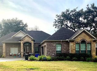 33326 Winsford St, Weston Lakes, TX 77441
