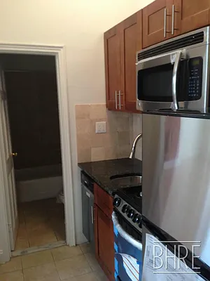 Rented by Brooklyn Heights Real Estate Inc | media 17