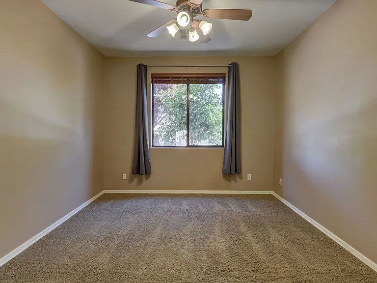 2905 Leonita Ct — Photo 27