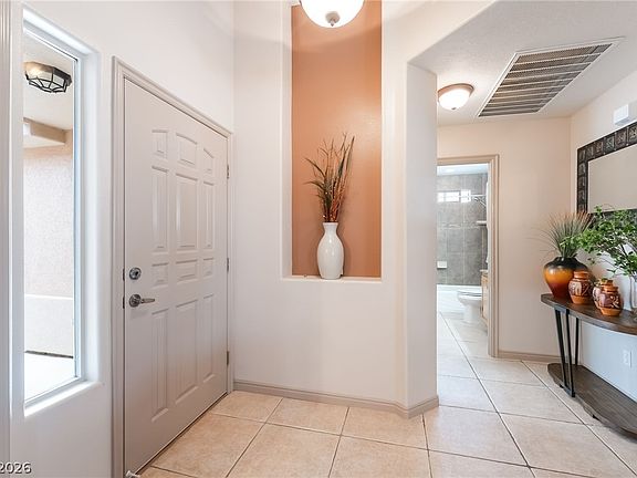5th image of 1237 Chaparral Dr