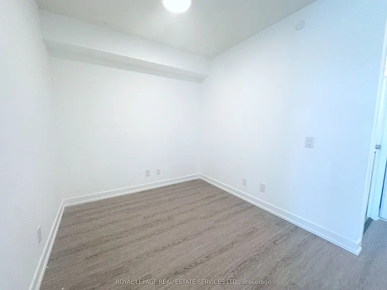 25 Kitney Dr #423 — Photo 5