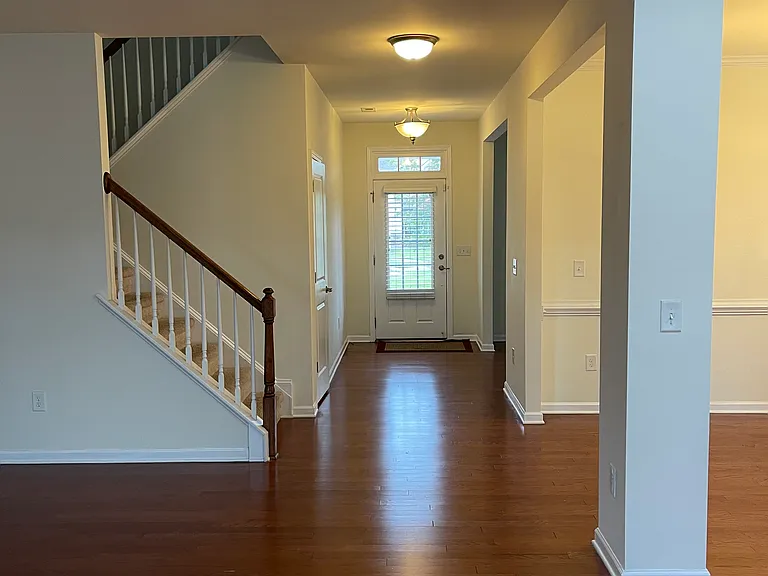 5736 Hurkett Ct — Photo 21
