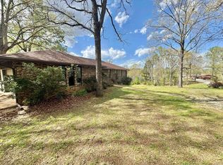 131 Scenic Ln, Mountain View, AR 72560