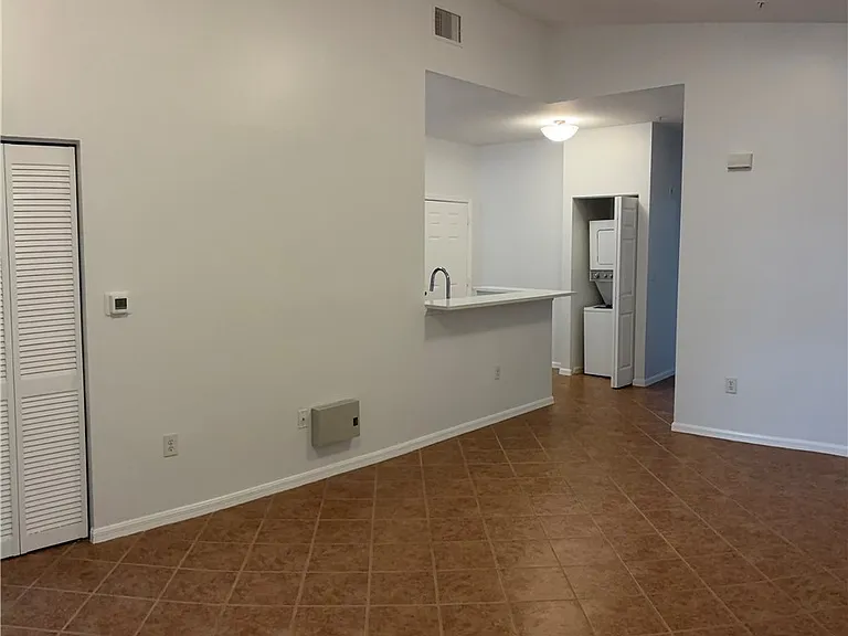 15401 Bellamar Cir #621 — Photo 8
