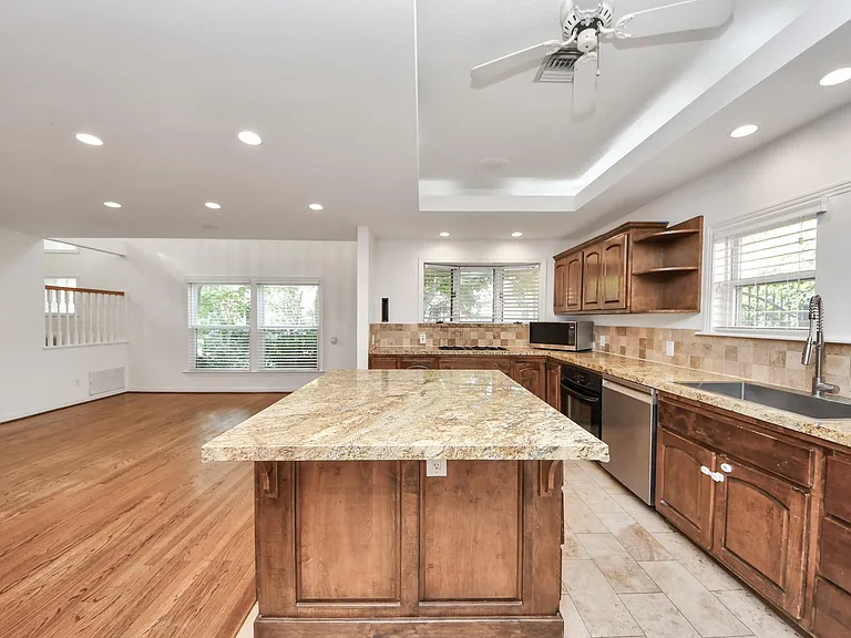 3912 Ruskin St — Photo 18