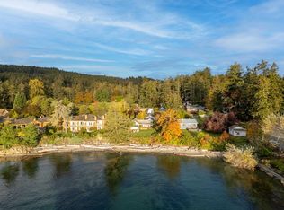 105 Madrona Rd, Southern Gulf Islands, BC V0N1P0