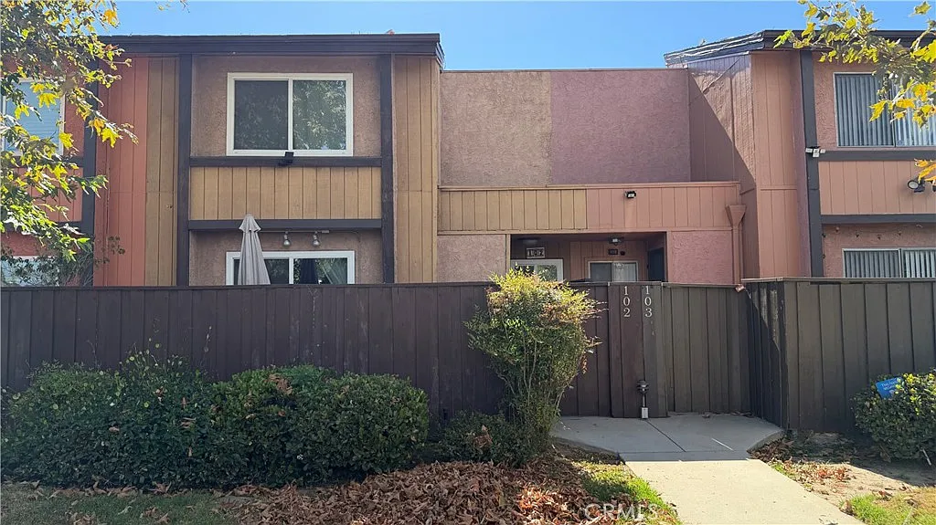 2 bed, 1120 sqft, $2,800 — Photo 1